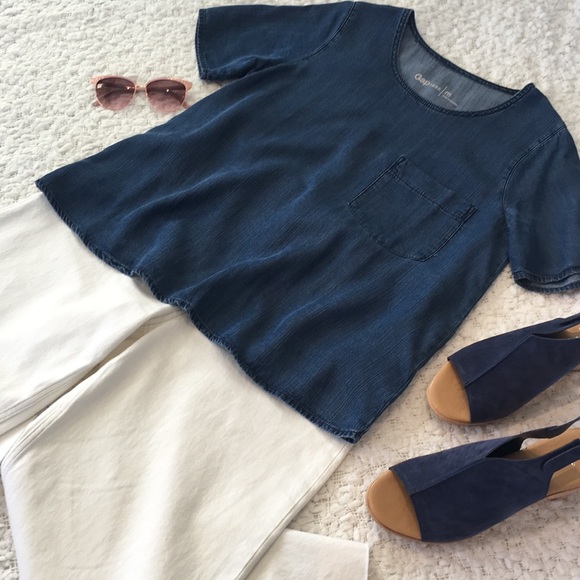 GAP Denim Look Tencel Short Sleeve Top - Picture 6 of 16
